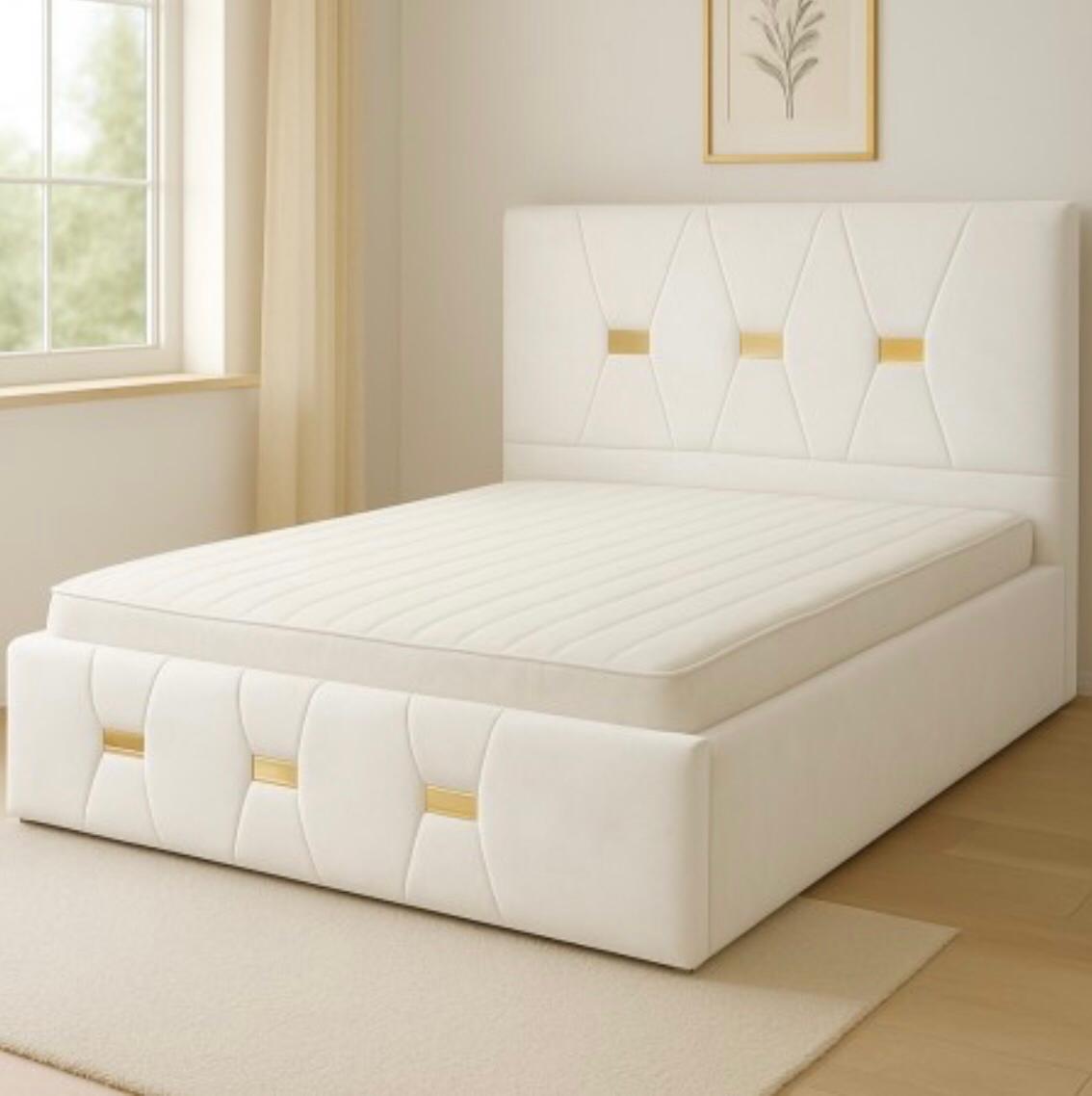 Pat Tapitat MARIA Alb Catifea Premium