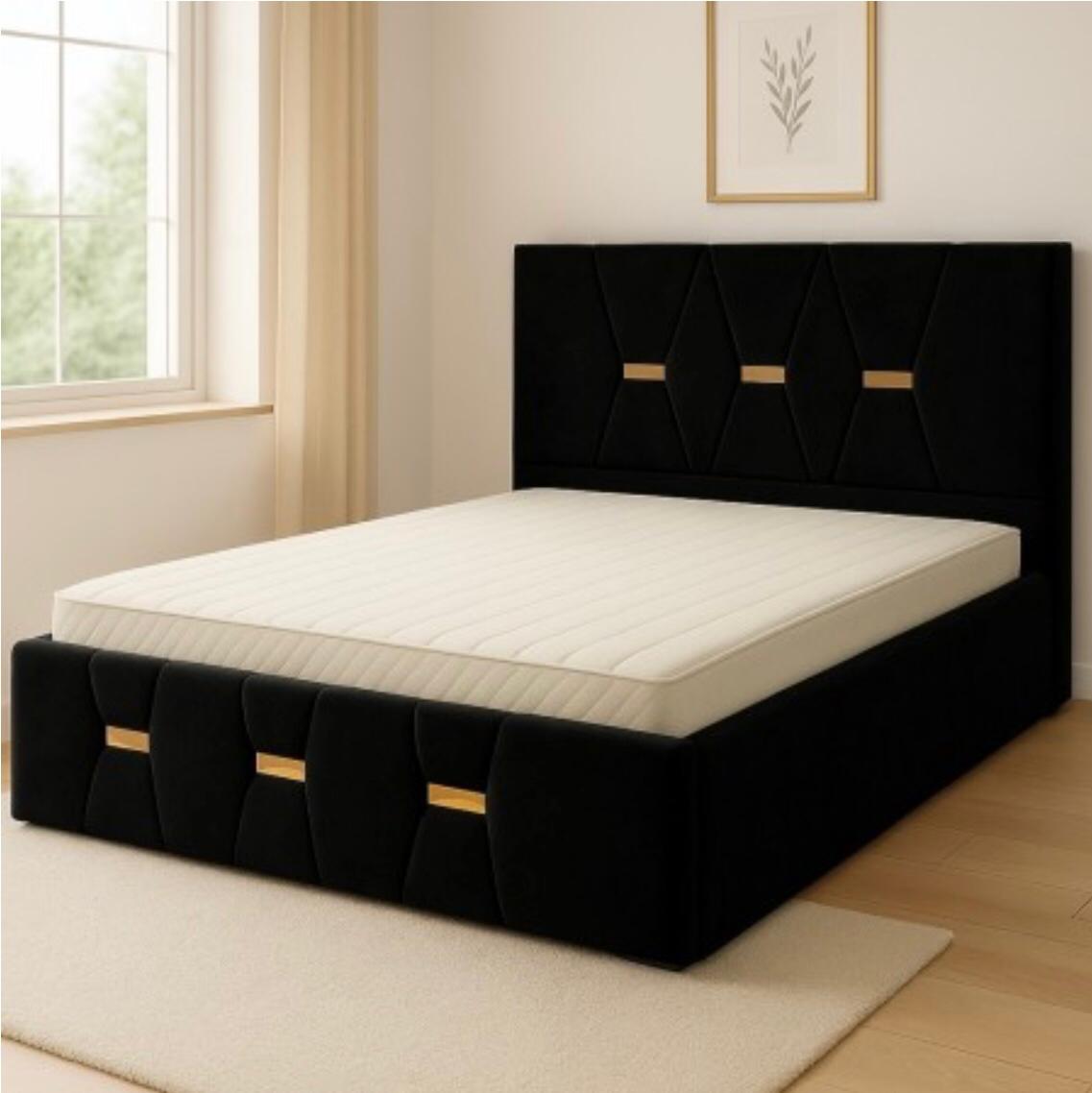 Pat Tapitat MARIA Negru Catifea Premium