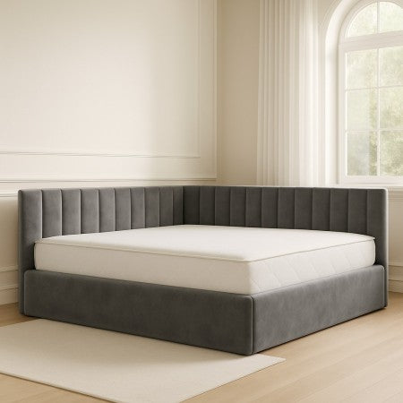 Pat Tapitat De Colt CORINA Gri Catifea Premium